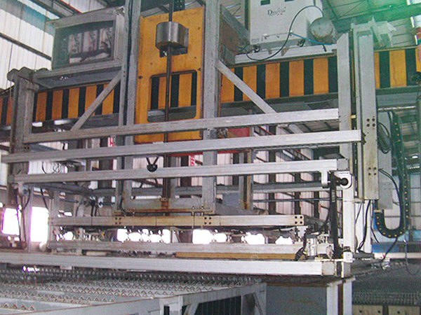 什么是電解錳、鋅自動(dòng)生產(chǎn)線(xiàn)